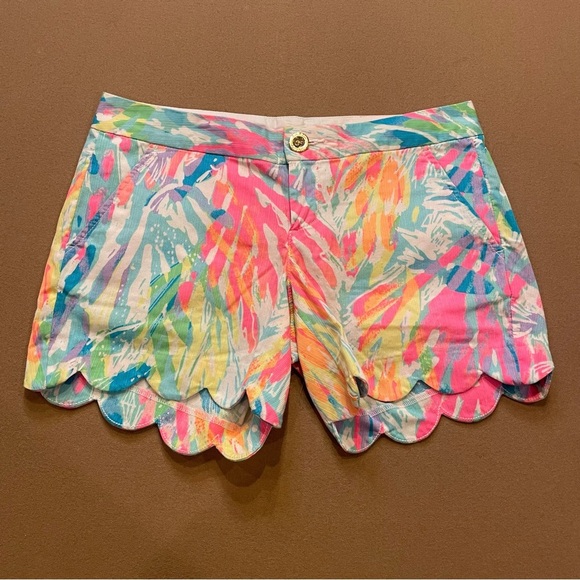 Lily Pulitzer Buttercup Watercolor Scalloped Hem Shorts Size 00 - Picture 1 of 11